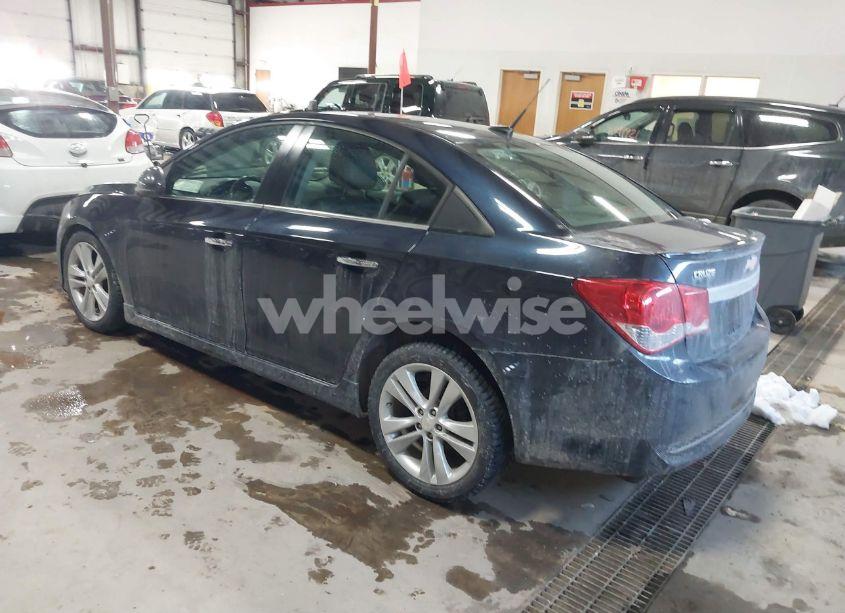 Photo 3 of 2014 Chevrolet Cruze LTZ (VIN 1G1PG5SBXE7165924)