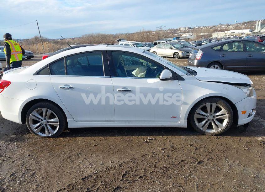 Photo 14 of 2014 Chevrolet Cruze LTZ (VIN 1G1PG5SBXE7282645)