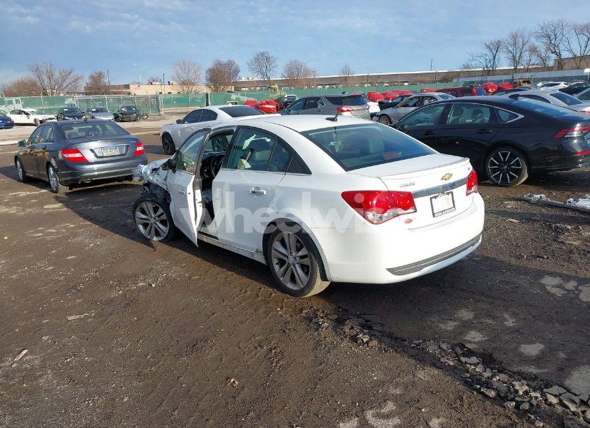 Photo 3 of 2014 Chevrolet Cruze LTZ (VIN 1G1PG5SBXE7282645)