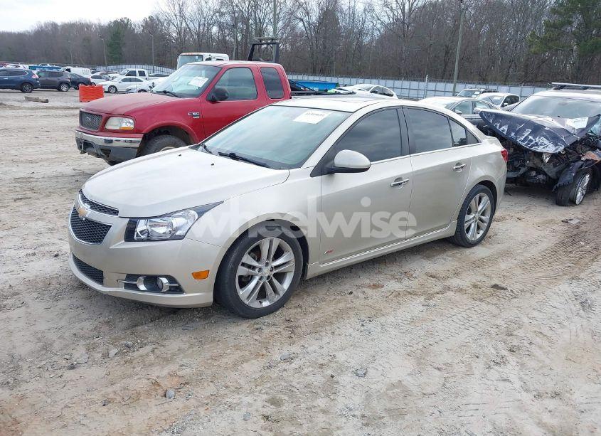 Photo 2 of 2014 Chevrolet Cruze LTZ (VIN 1G1PG5SBXE7345940)