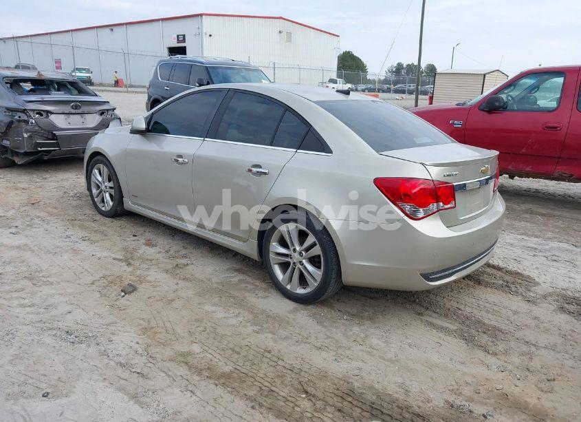 Photo 3 of 2014 Chevrolet Cruze LTZ (VIN 1G1PG5SBXE7345940)