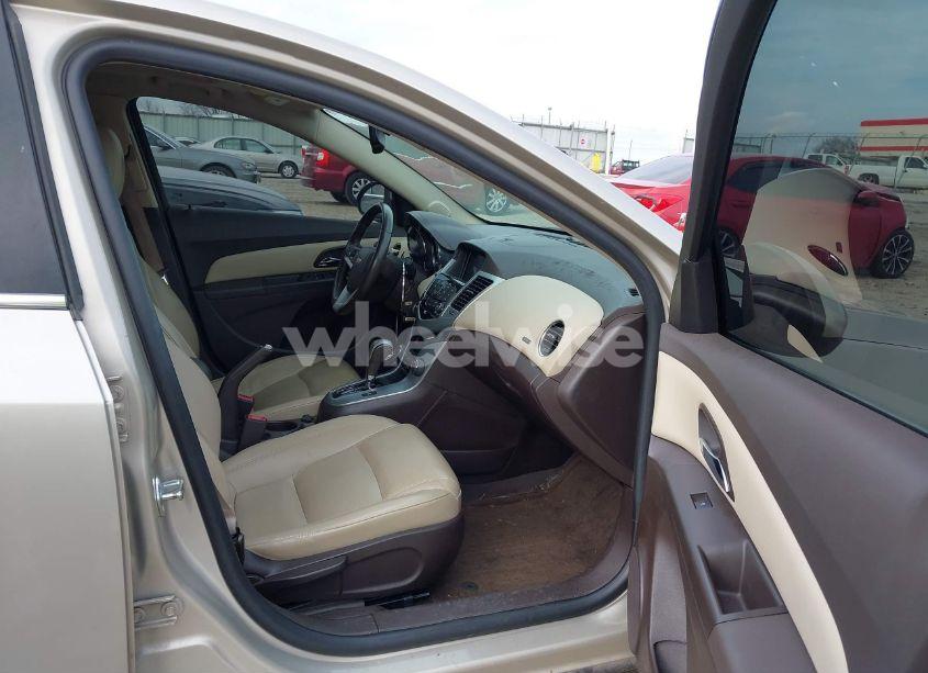 Photo 5 of 2014 Chevrolet Cruze LTZ (VIN 1G1PG5SBXE7345940)