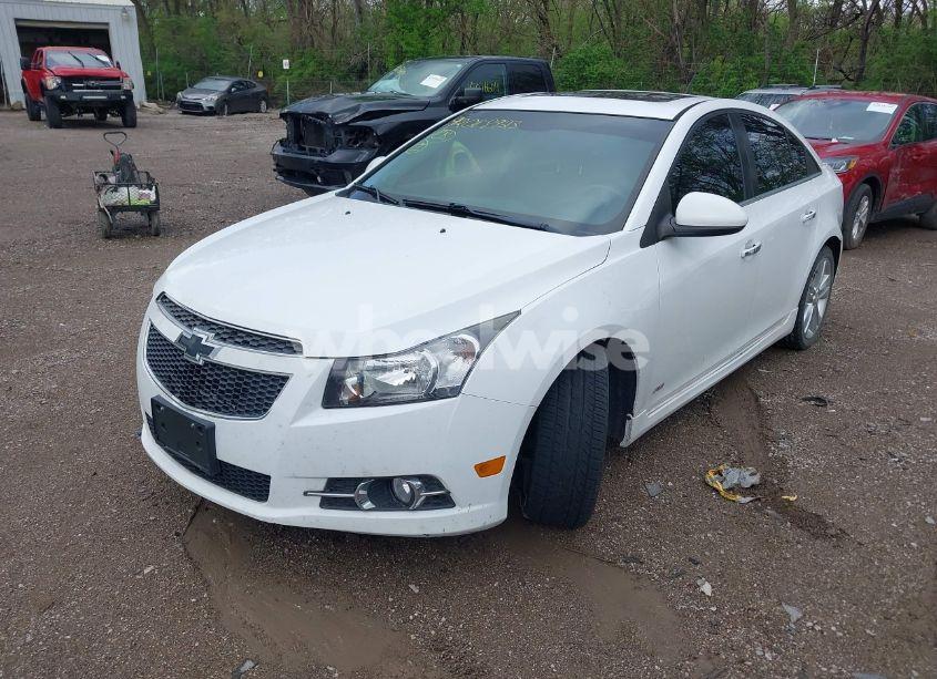 Photo 2 of 2014 Chevrolet Cruze LTZ (VIN 1G1PG5SBXE7377884)