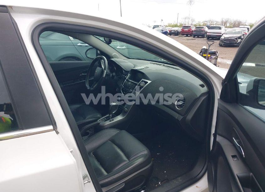 Photo 5 of 2014 Chevrolet Cruze LTZ (VIN 1G1PG5SBXE7377884)