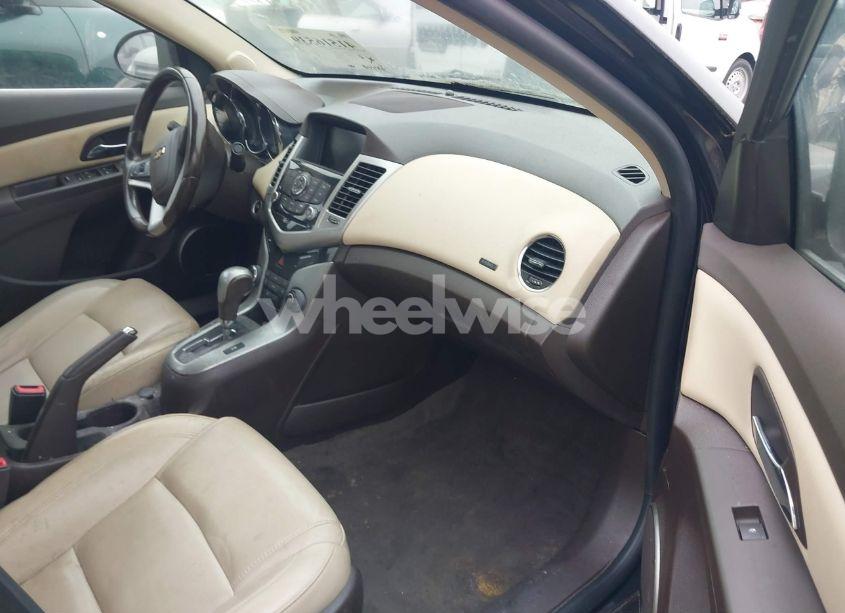 Photo 3 of 2015 Chevrolet Cruze LTZ (VIN 1G1PG5SBXF7130110)