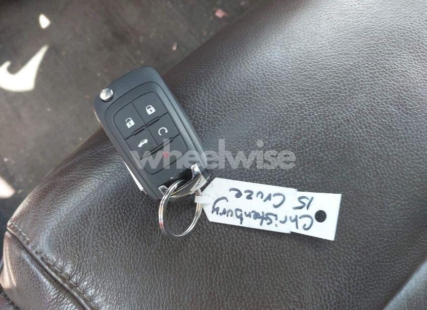 Photo 11 of 2015 Chevrolet Cruze LTZ (VIN 1G1PG5SBXF7130415)