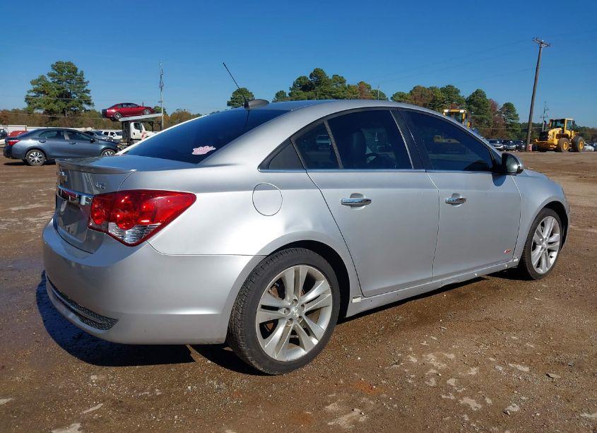 Photo 4 of 2015 Chevrolet Cruze LTZ (VIN 1G1PG5SBXF7183440)