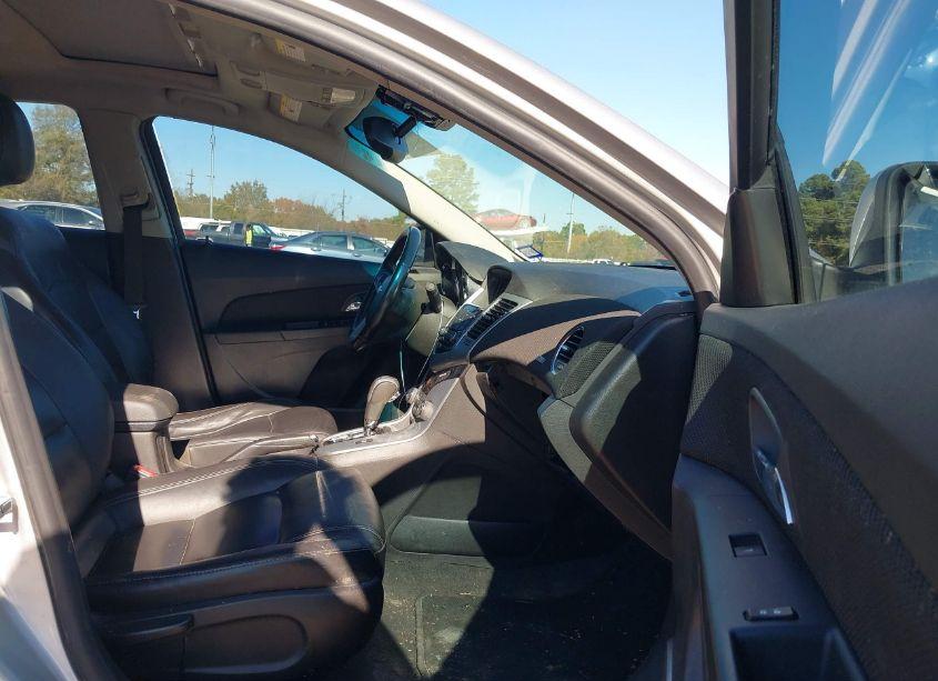 Photo 5 of 2015 Chevrolet Cruze LTZ (VIN 1G1PG5SBXF7183440)