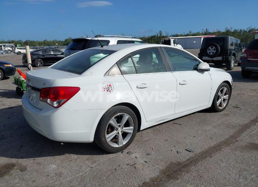 Photo 4 of 2012 Chevrolet Cruze 2LT (VIN 1G1PG5SC0C7261518)