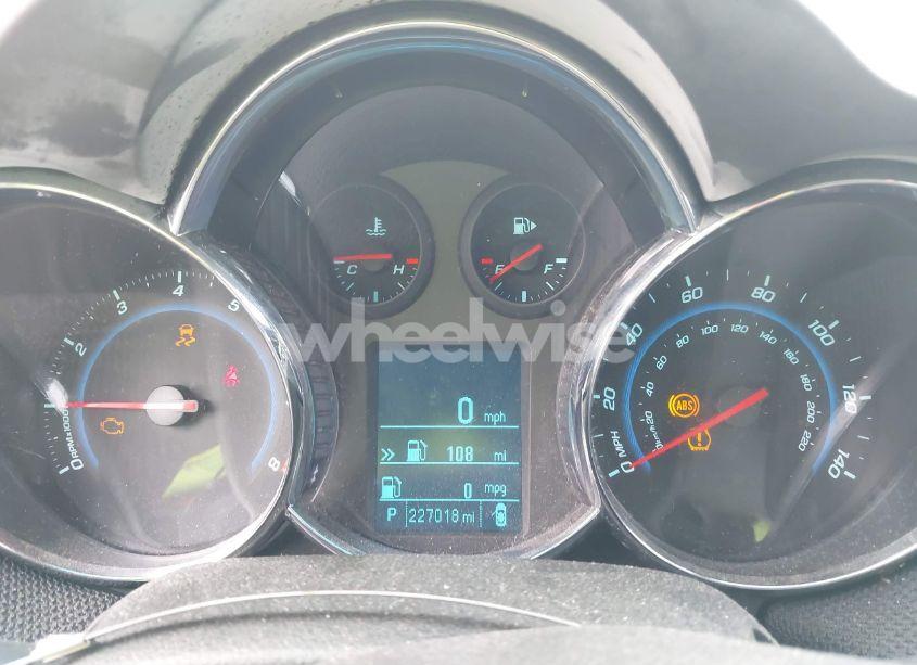 Photo 7 of 2012 Chevrolet Cruze 2LT (VIN 1G1PG5SC1C7111949)