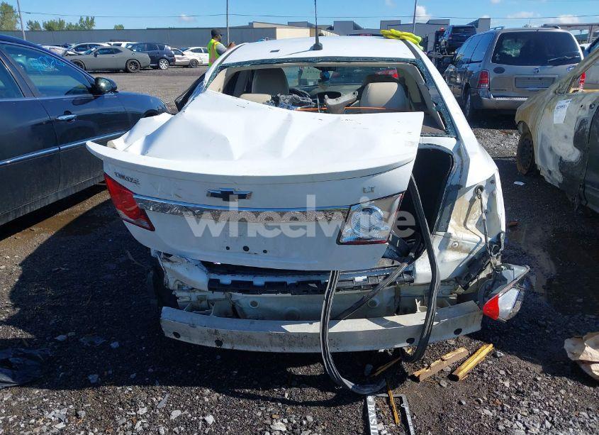 Photo 16 of 2012 Chevrolet Cruze 2LT (VIN 1G1PG5SC2C7146502)