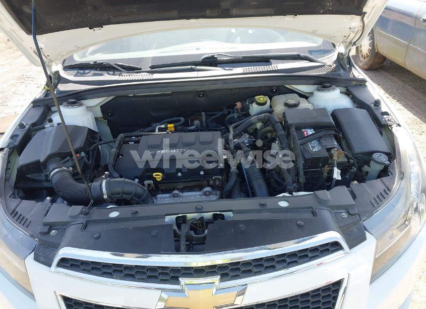 Photo 10 of 2012 Chevrolet Cruze 2LT (VIN 1G1PG5SC2C7174557)