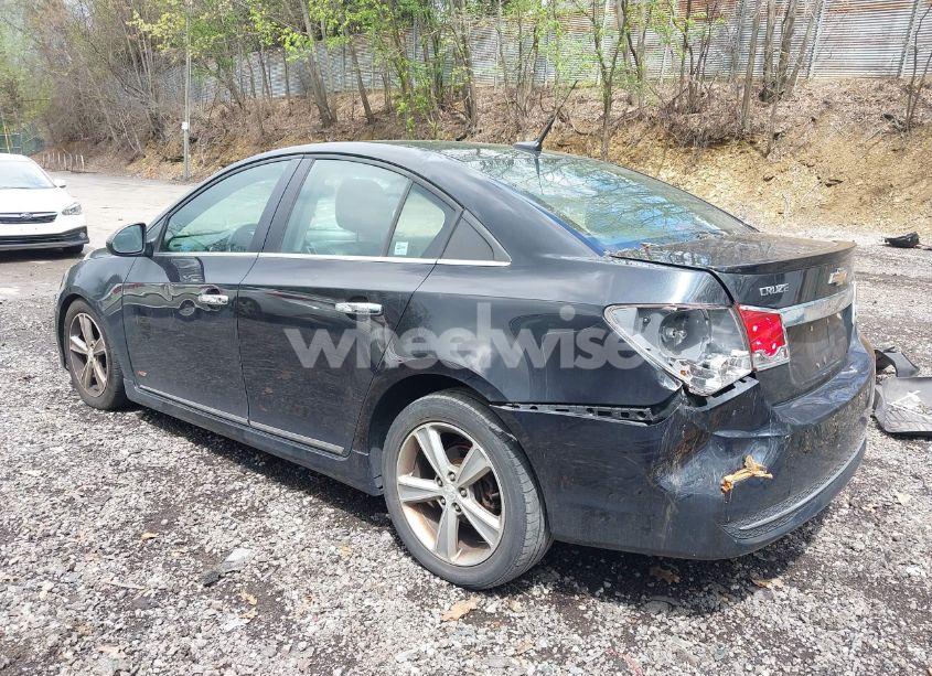 Photo 3 of 2012 Chevrolet Cruze 2LT (VIN 1G1PG5SC2C7279468)