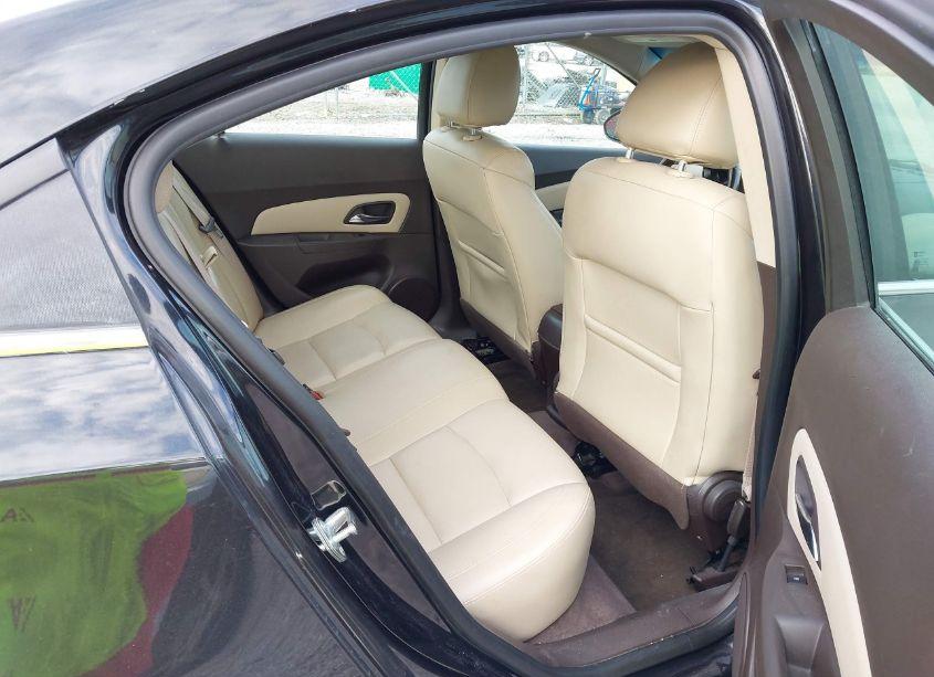 Photo 8 of 2012 Chevrolet Cruze 2LT (VIN 1G1PG5SC2C7404162)