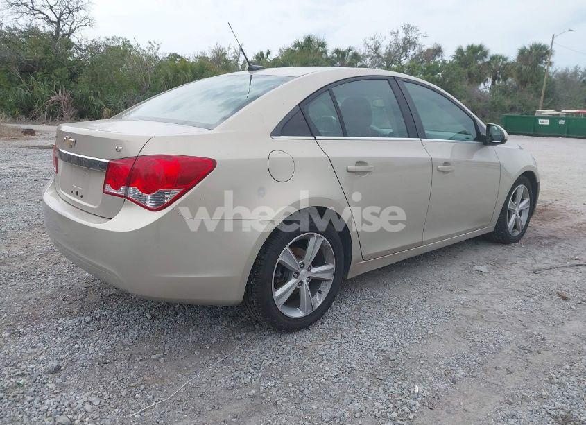Photo 4 of 2012 Chevrolet Cruze 2LT (VIN 1G1PG5SC3C7142720)
