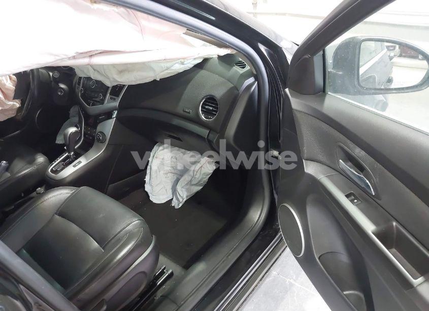 Photo 5 of 2012 Chevrolet Cruze 2LT (VIN 1G1PG5SC3C7228819)
