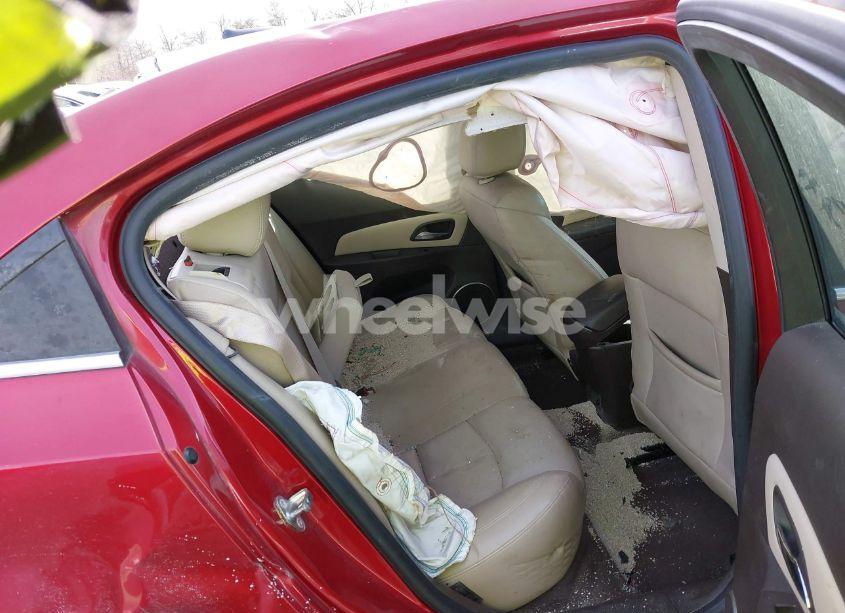 Photo 8 of 2012 Chevrolet Cruze 2LT (VIN 1G1PG5SC4C7108897)