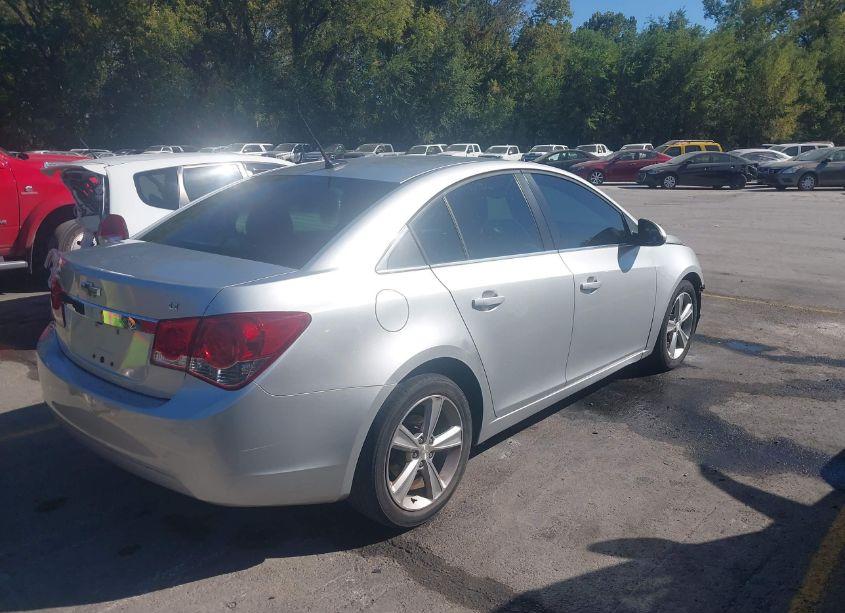 Photo 4 of 2012 Chevrolet Cruze 2LT (VIN 1G1PG5SC4C7259965)