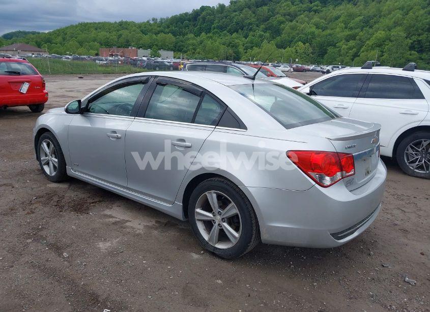 Photo 3 of 2012 Chevrolet Cruze 2LT (VIN 1G1PG5SC5C7169708)
