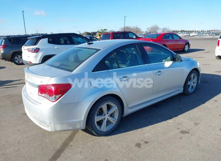 Photo 4 of 2012 Chevrolet Cruze 2LT (VIN 1G1PG5SC5C7173998)