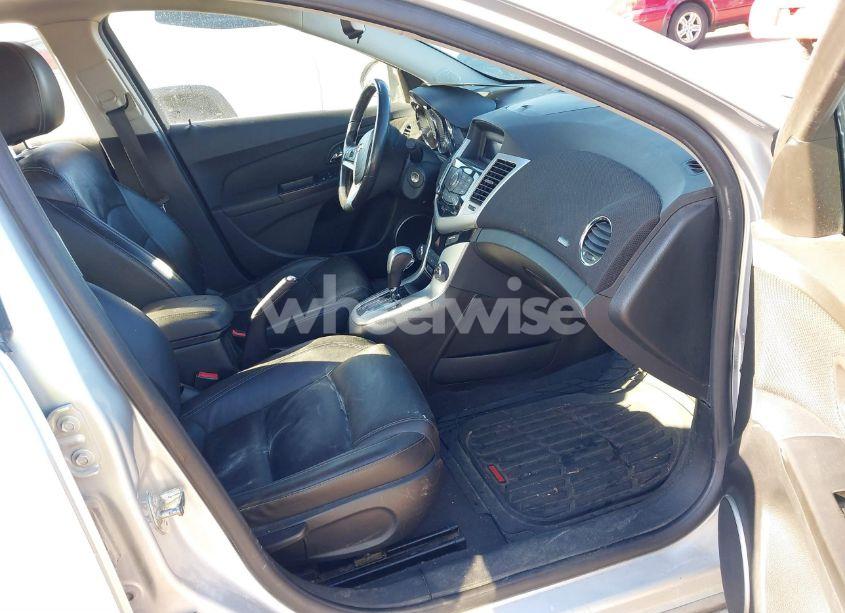 Photo 5 of 2012 Chevrolet Cruze 2LT (VIN 1G1PG5SC5C7173998)