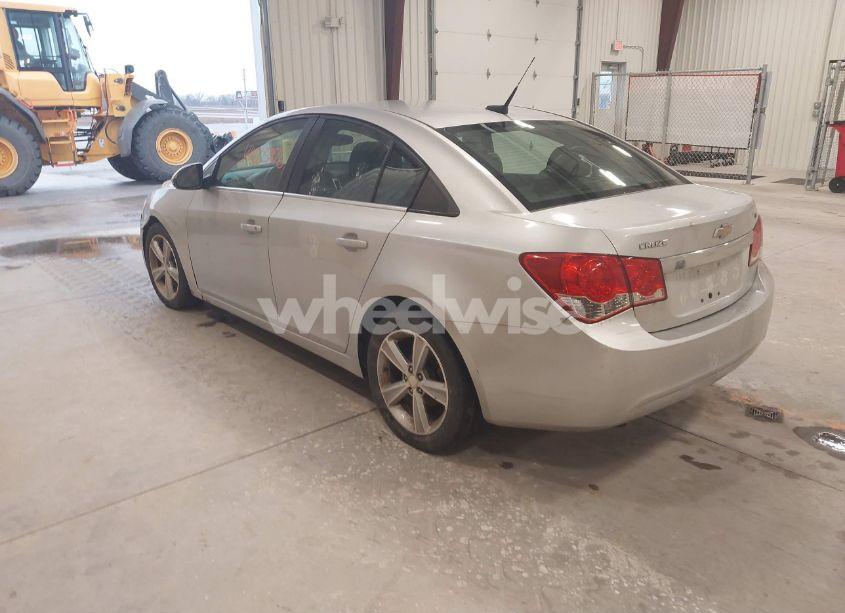 Photo 3 of 2012 Chevrolet Cruze 2LT (VIN 1G1PG5SC5C7222701)