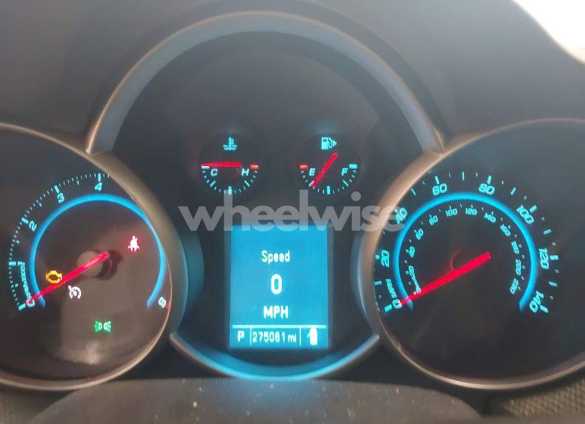 Photo 7 of 2012 Chevrolet Cruze 2LT (VIN 1G1PG5SC5C7222701)