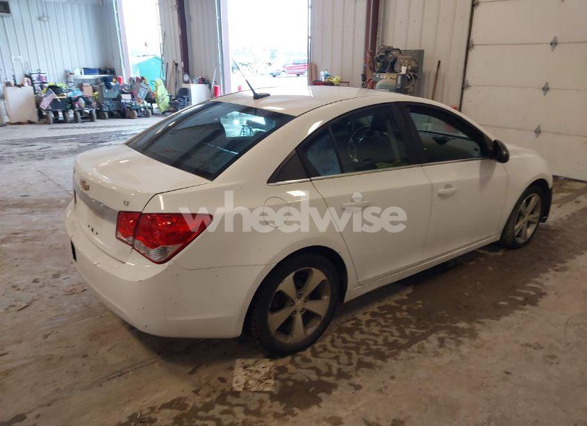 Photo 4 of 2012 Chevrolet Cruze 2LT (VIN 1G1PG5SC5C7258291)