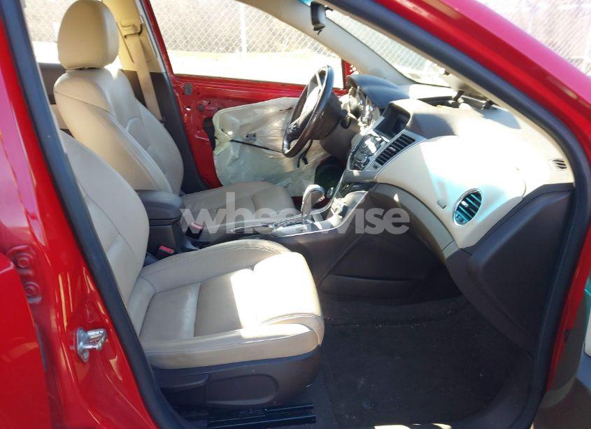 Photo 5 of 2012 Chevrolet Cruze 2LT (VIN 1G1PG5SC6C7160371)