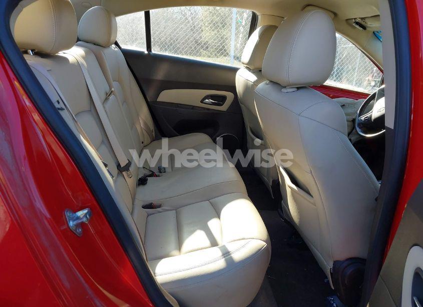 Photo 8 of 2012 Chevrolet Cruze 2LT (VIN 1G1PG5SC6C7160371)