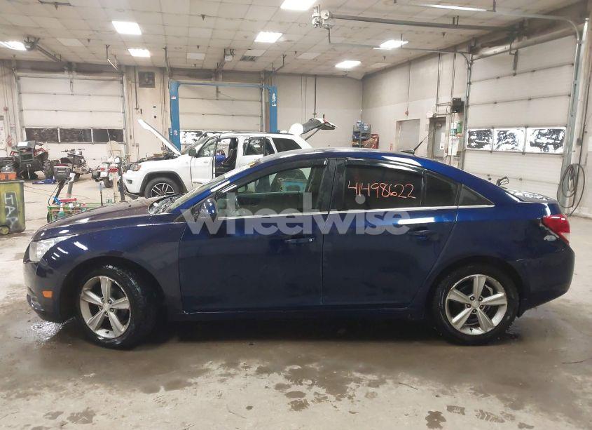 Photo 15 of 2012 Chevrolet Cruze 2LT (VIN 1G1PG5SC6C7205017)