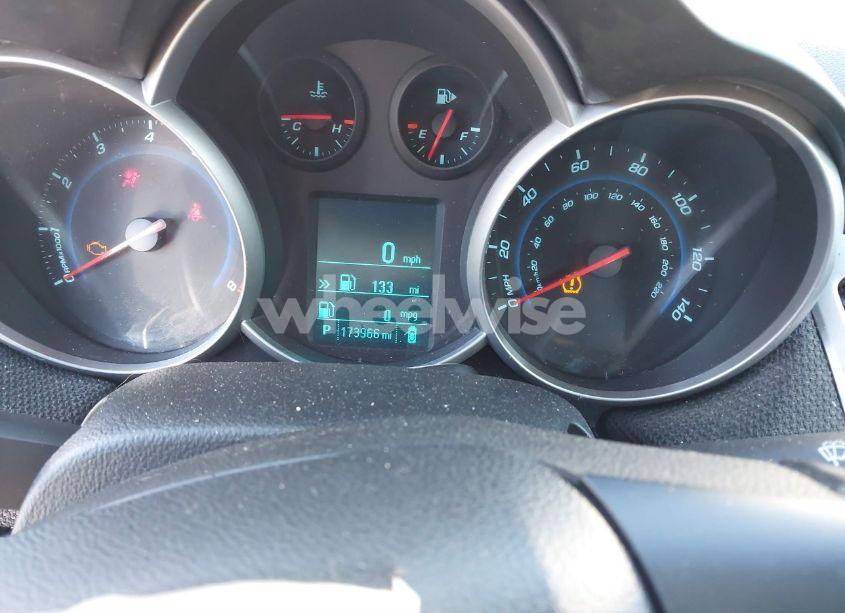 Photo 7 of 2012 Chevrolet Cruze 2LT (VIN 1G1PG5SC7C7139156)