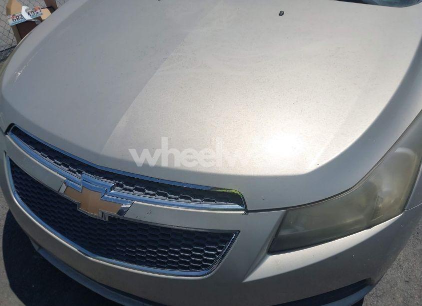 Photo 6 of 2012 Chevrolet Cruze 2LT (VIN 1G1PG5SC7C7222148)