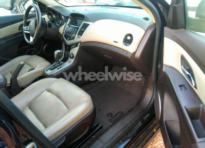 Photo 5 of 2012 Chevrolet Cruze 2LT (VIN 1G1PG5SC7C7246868)