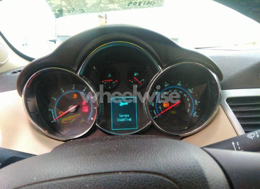 Photo 7 of 2012 Chevrolet Cruze 2LT (VIN 1G1PG5SC7C7246868)