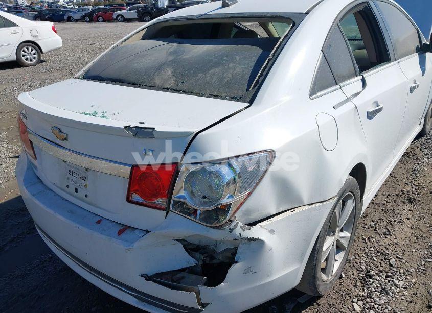 Photo 6 of 2012 Chevrolet Cruze 2LT (VIN 1G1PG5SC8C7316779)