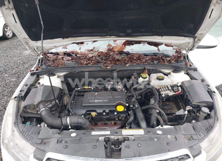 Photo 10 of 2012 Chevrolet Cruze 2LT (VIN 1G1PG5SC8C7402867)