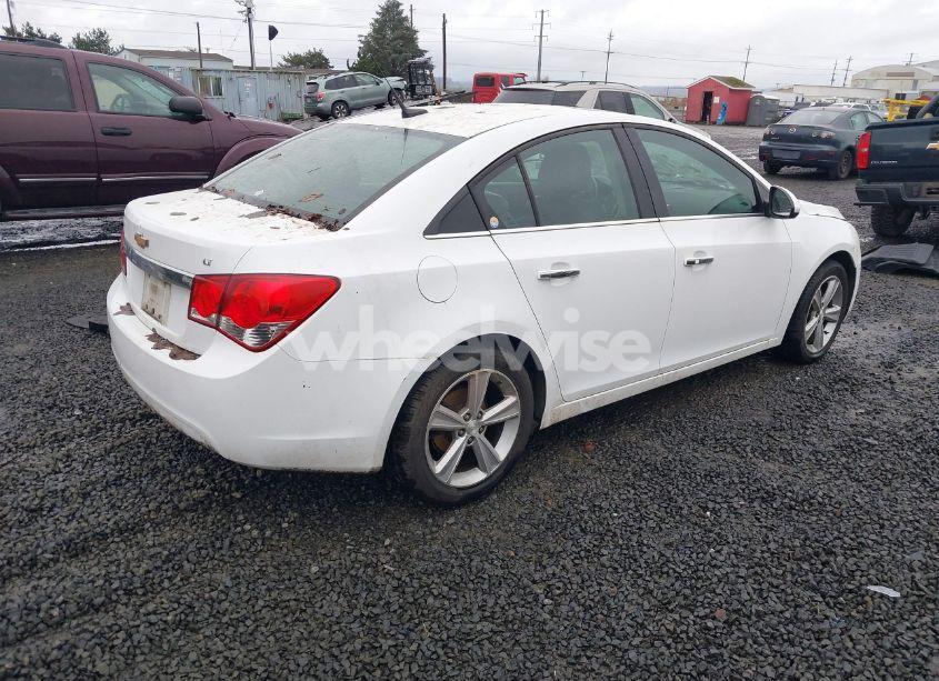 Photo 4 of 2012 Chevrolet Cruze 2LT (VIN 1G1PG5SC8C7402867)