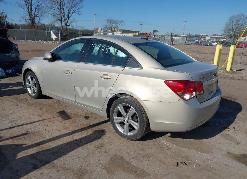 Photo 3 of 2012 Chevrolet Cruze 2LT (VIN 1G1PG5SC9C7144150)