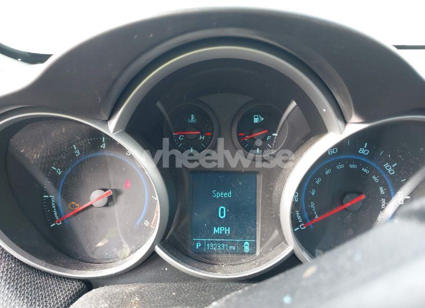 Photo 7 of 2012 Chevrolet Cruze 2LT (VIN 1G1PG5SC9C7181988)