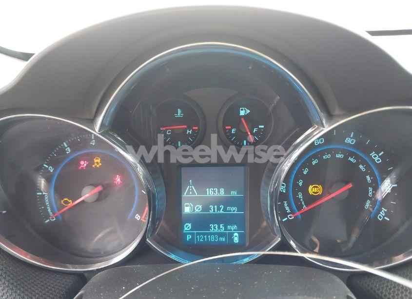 Photo 7 of 2012 Chevrolet Cruze LT (VIN 1G1PG5SCXC7125364)