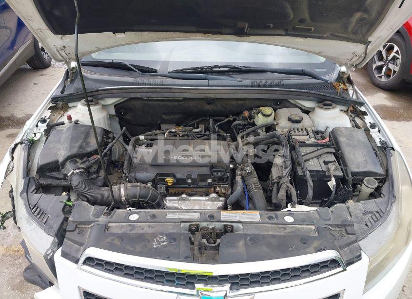 Photo 10 of 2012 Chevrolet Cruze 2LT (VIN 1G1PG5SCXC7169123)