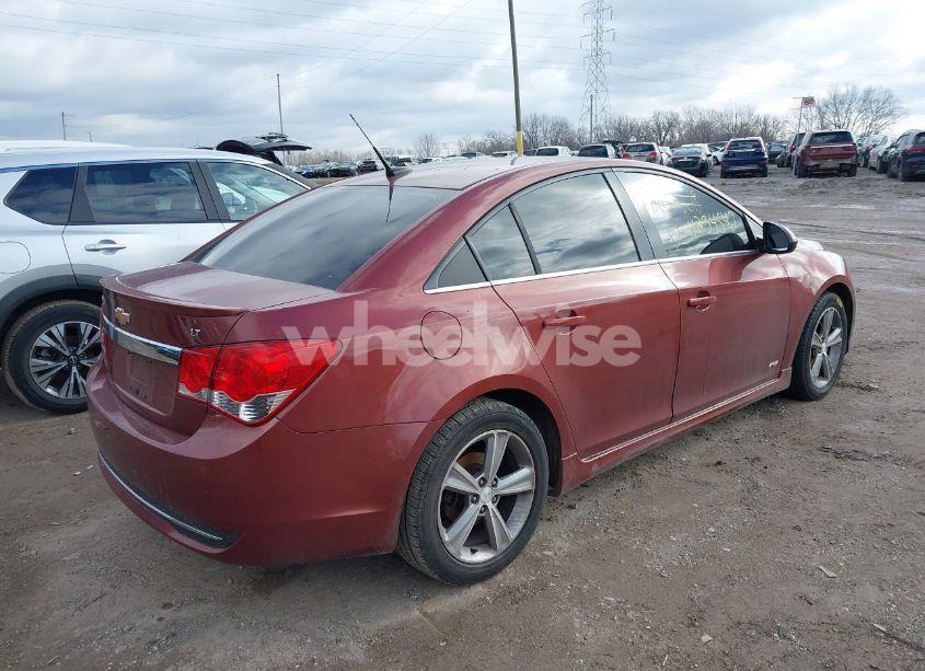 Photo 4 of 2012 Chevrolet Cruze 2LT (VIN 1G1PG5SCXC7210608)