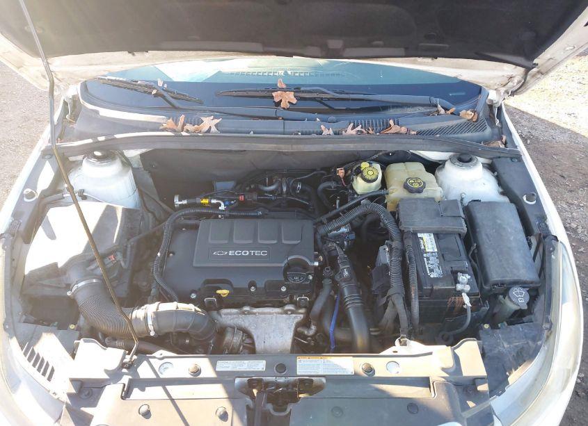 Photo 10 of 2012 Chevrolet Cruze 2LT (VIN 1G1PG5SCXC7332532)