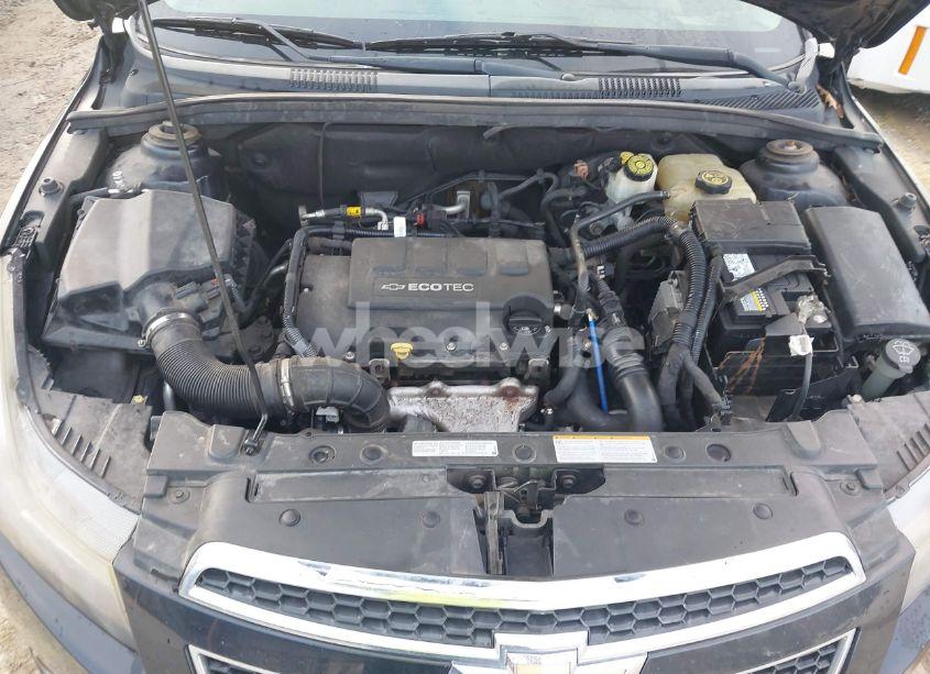 Photo 10 of 2012 Chevrolet Cruze 2LT (VIN 1G1PG5SCXC7343353)