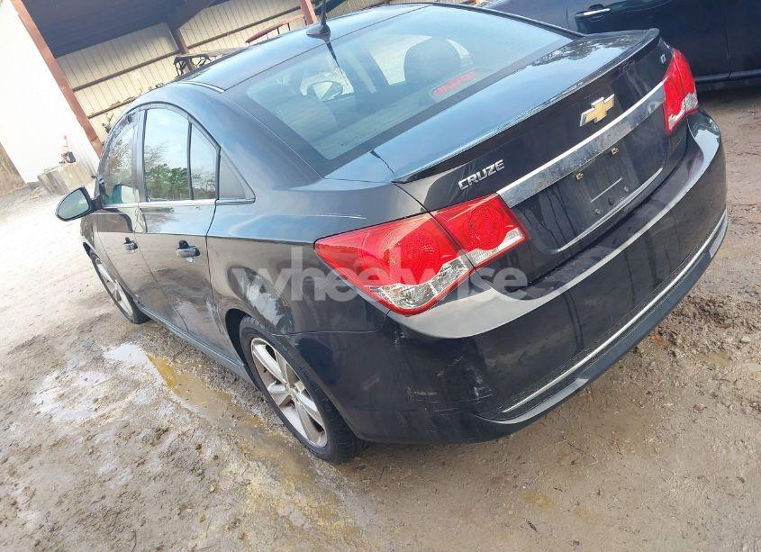 Photo 3 of 2012 Chevrolet Cruze 2LT (VIN 1G1PG5SCXC7343353)