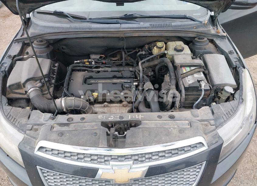 Photo 10 of 2011 Chevrolet Cruze LTZ (VIN 1G1PH5S90B7116785)