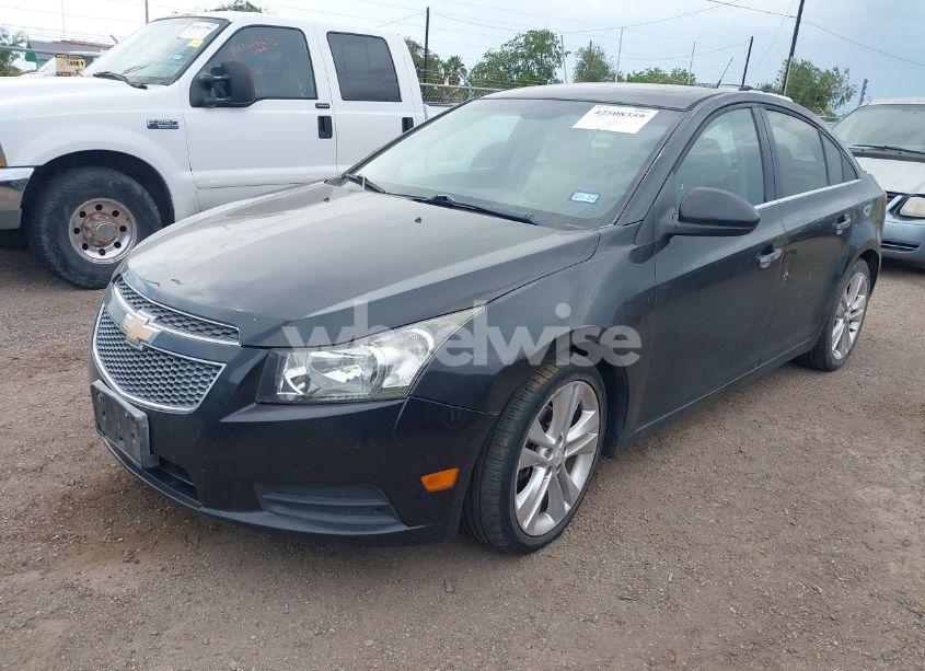 Photo 2 of 2011 Chevrolet Cruze LTZ (VIN 1G1PH5S90B7116785)