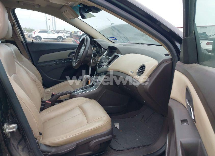 Photo 5 of 2011 Chevrolet Cruze LTZ (VIN 1G1PH5S90B7116785)