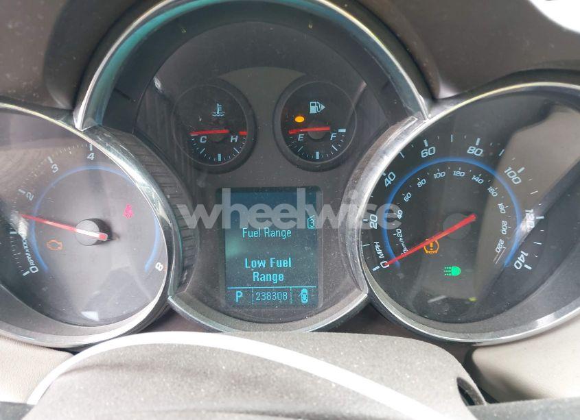 Photo 7 of 2011 Chevrolet Cruze LTZ (VIN 1G1PH5S90B7116785)